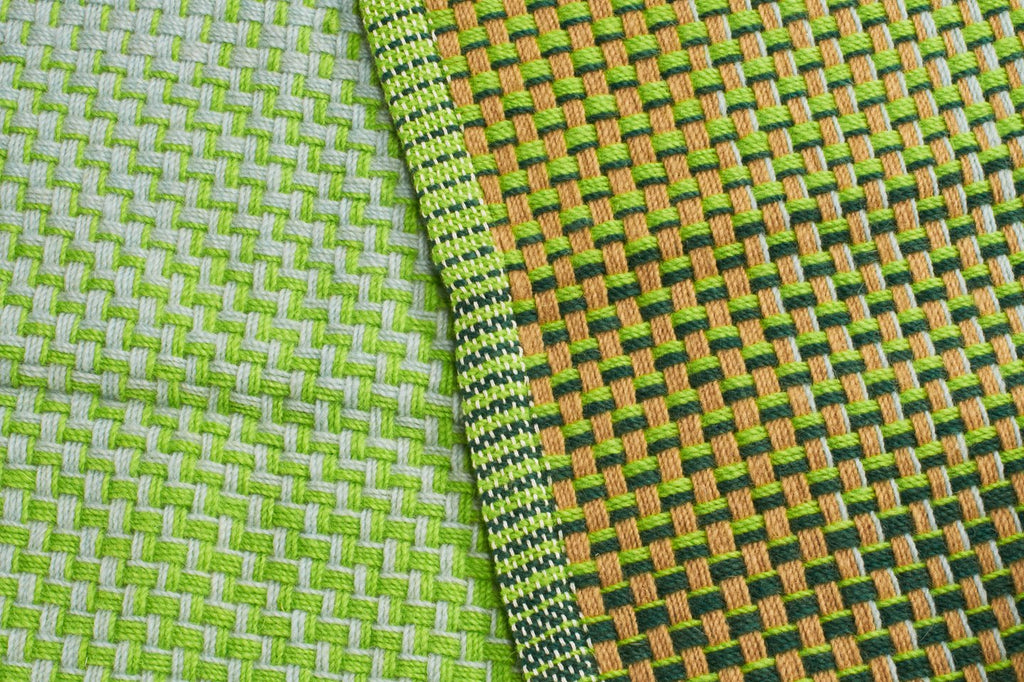 GRADIENT GREEN WOOL - THROW-4